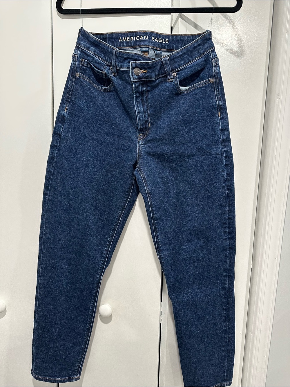 American Eagle Outfitters High-Rise mom Jeans - Dark Blue